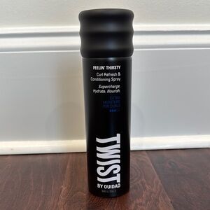 NEW Ouidad Twist Feelin’ Thirsty Curl Refresh & Conditioning Spray full size